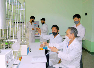 Trustworthy Intellectuals at Hamhung University of Chemical Engineering and Hungnam Fertilizer Complex