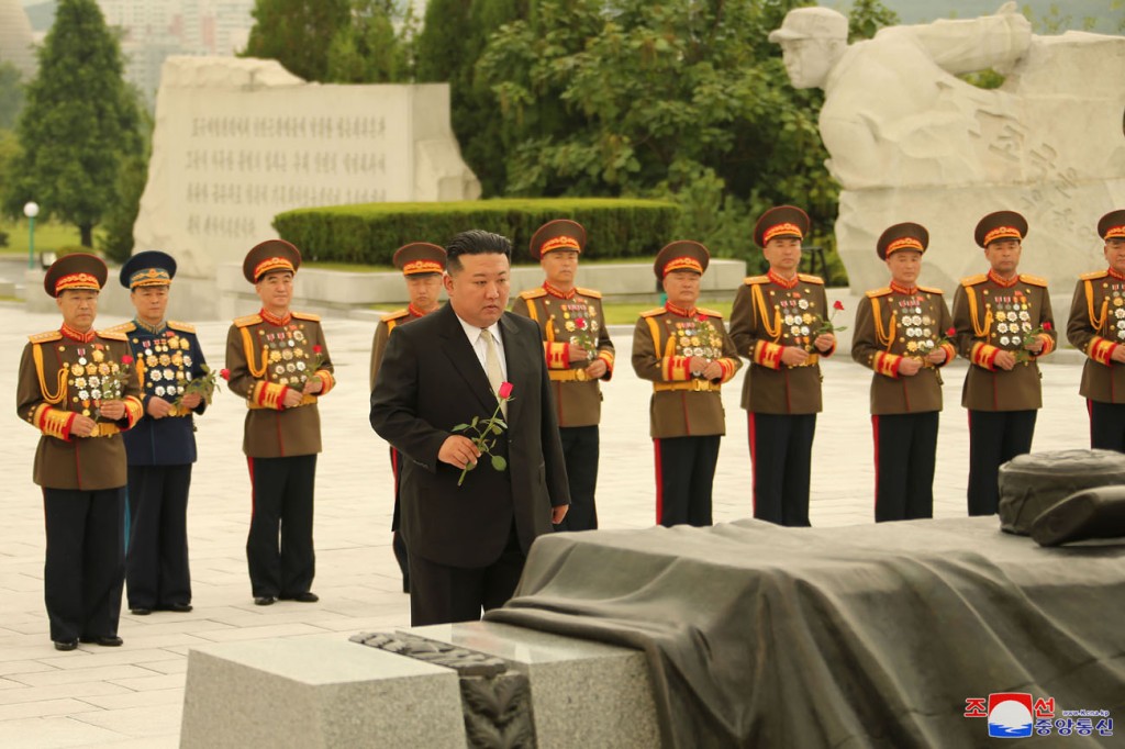 President Kim Jong Un Visits FLW Martyrs Cemetery