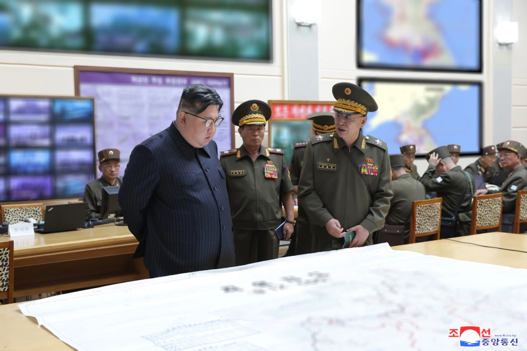 President Kim Jong Un Visits Training Commanding Post of KPA General Staff